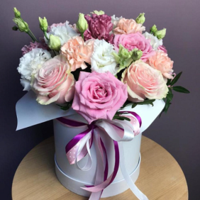  Kemer Çiçek Gönder Soft Gül ve lisyantus Aranjmanı