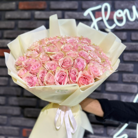Kemer Florist 41 Imported Pink Rose Bouquets